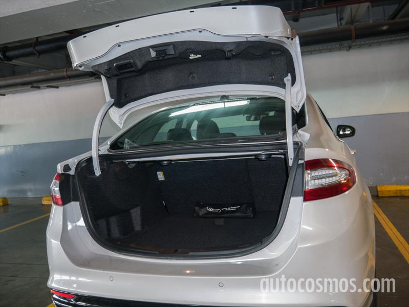 Nuevo Ford Mondeo a prueba