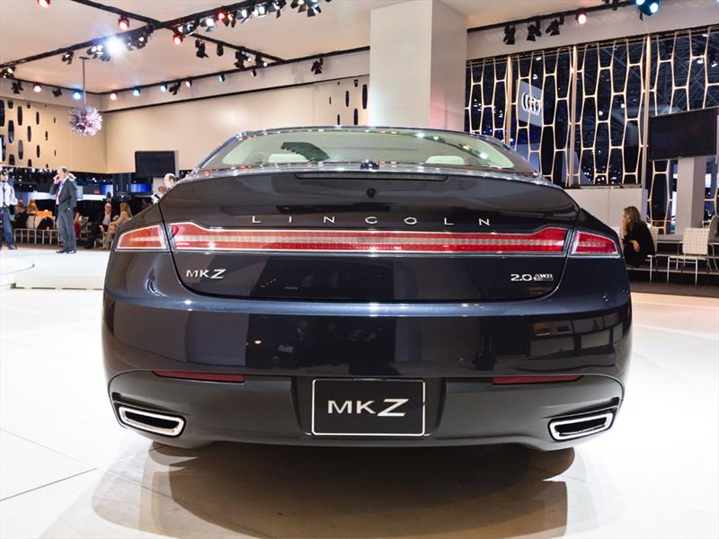 Lincoln MKZ 2013 en Nueva York 2012