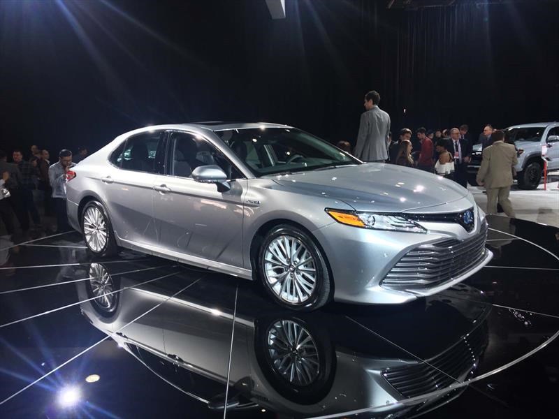 Toyota Camry 2018