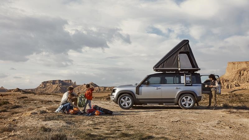 Land Rover Defender 2020
