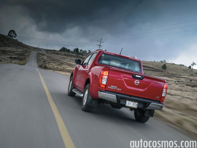 Nissan NP300 vs Toyota Hilux vs Mitsubishi L200