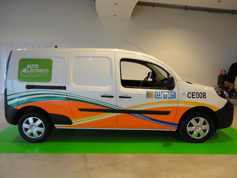 Renault entrega 30 Kangoo ZE eléctricas