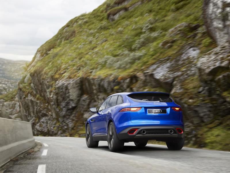 Jaguar C-X17 Crossover Concept