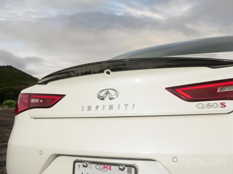 Infiniti Q60 2017