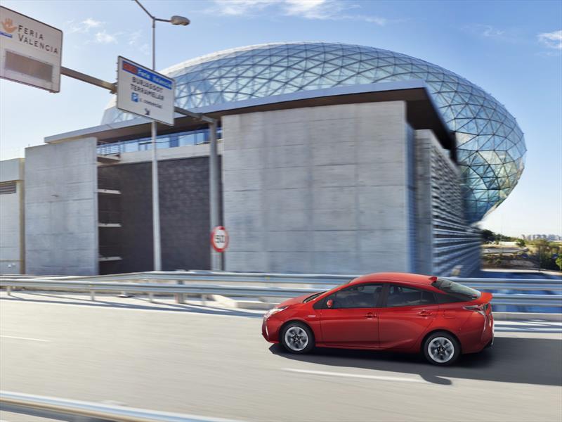 Toyota Prius 2016