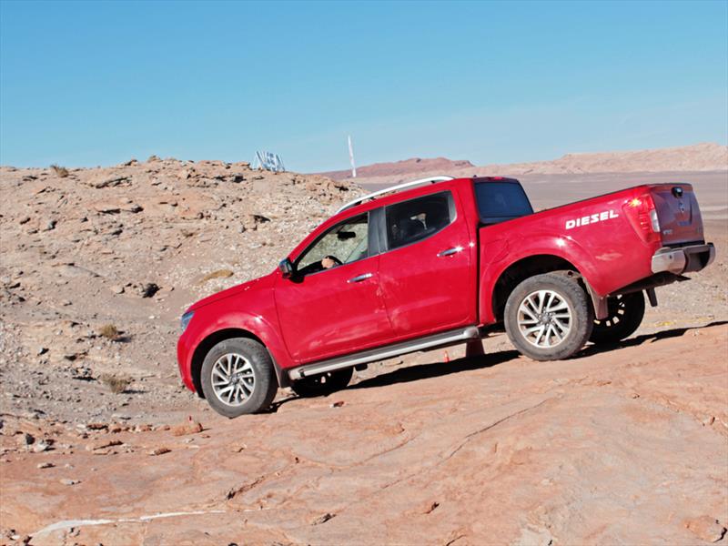 NP300: La nueva camioneta de Nissan ya está en Chile. Primeros antecedentes