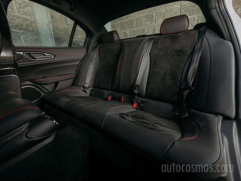 Alfa Romeo Giulia Quadrifoglio