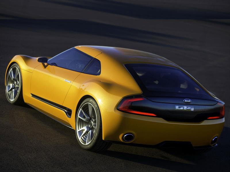 Kia GT4 Stinger Concept