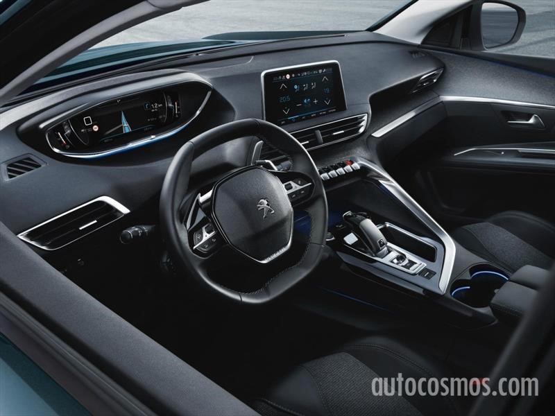 Peugeot 5008 en París