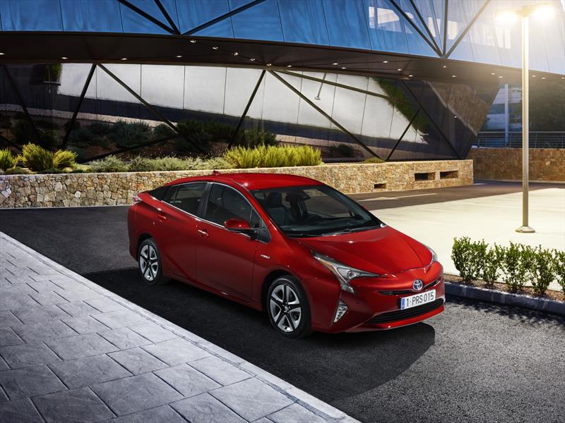 Toyota Prius 2016