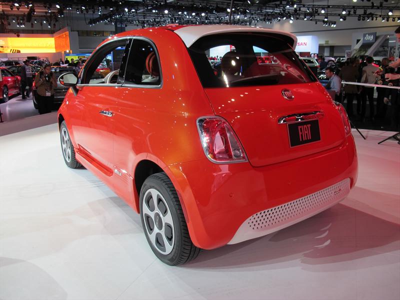 FIAT 500e 2013 en el Salón de Los Angeles