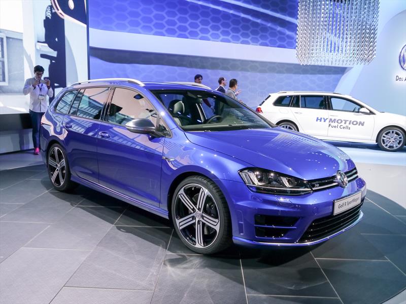 Volkswagen Golf R Variant 2015