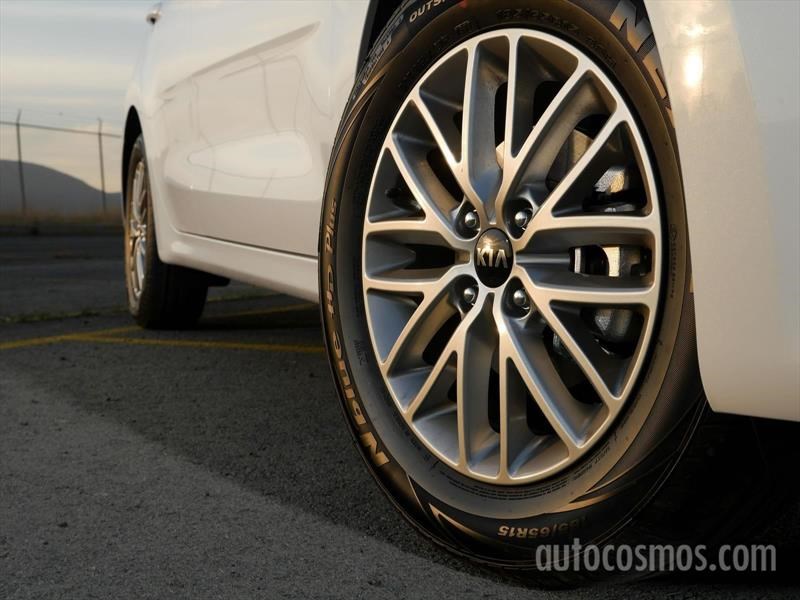 KIA Rio Sedán 2018