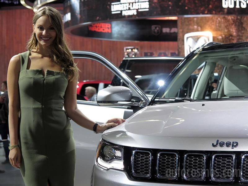 Las chicas del Salón de Detroit 2017