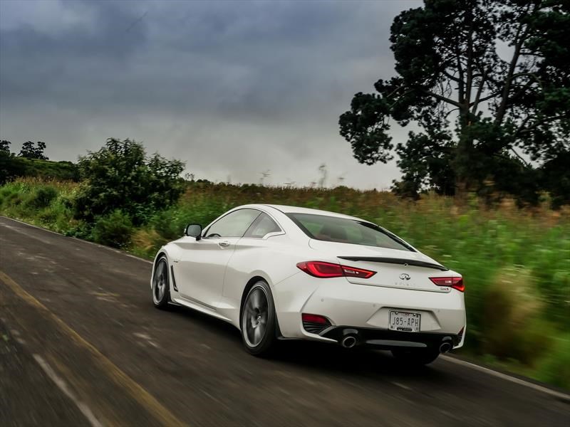 Infiniti Q60 2017