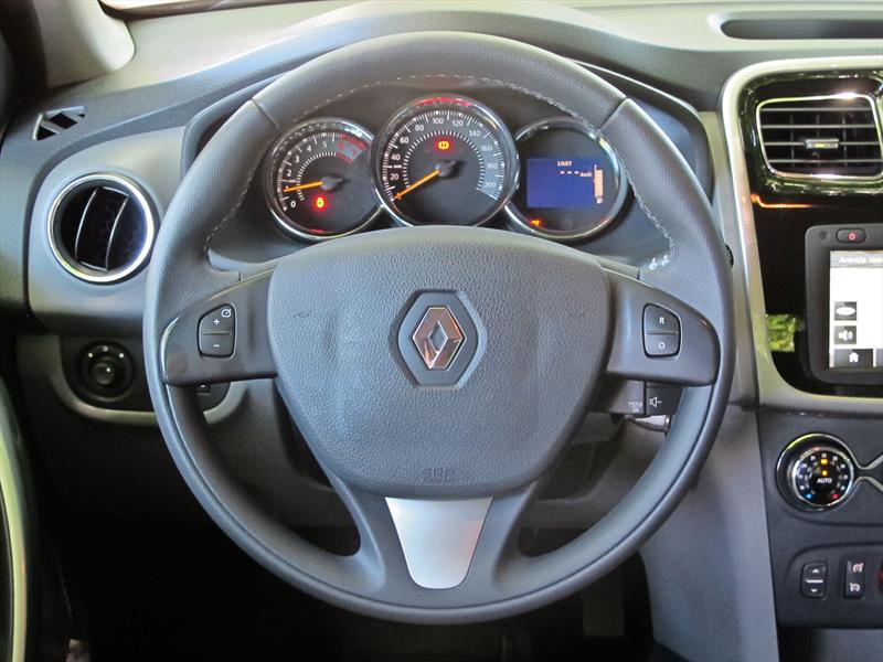 Probamos a fondo el nuevo Renault Logan