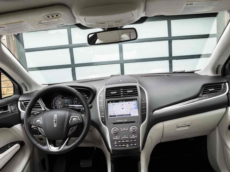 Lincoln MKC 2019