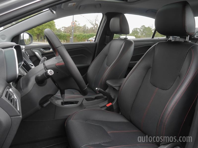 Chery Arrizo 5 a prueba