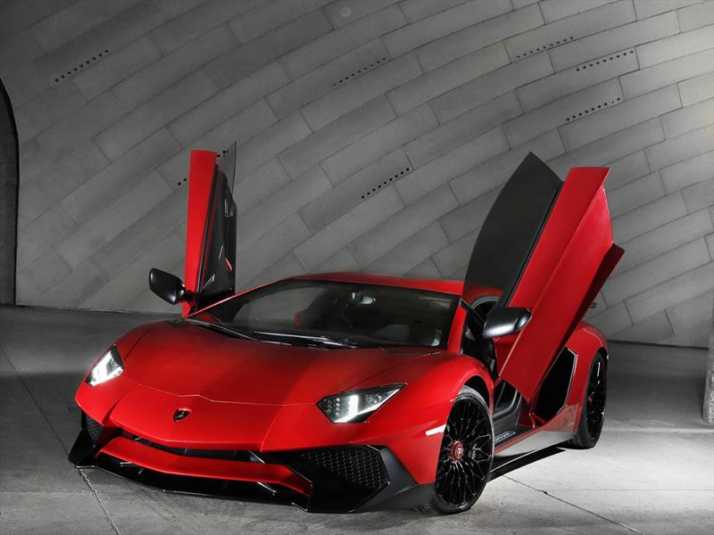 Lamborghini Aventador LP 750-4 Superveloce