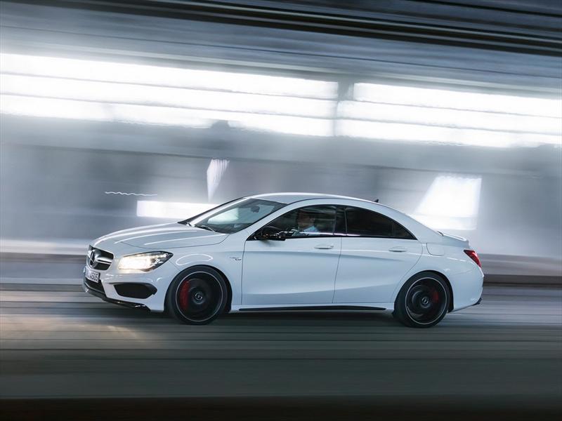 Mercedes-Benz CLA 45 AMG