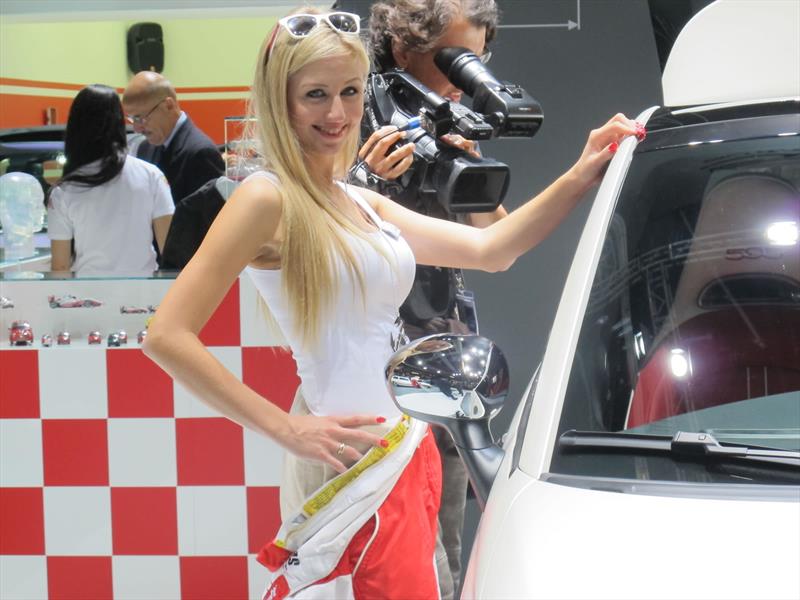 Las chicas del Salón de Frankfurt 2013