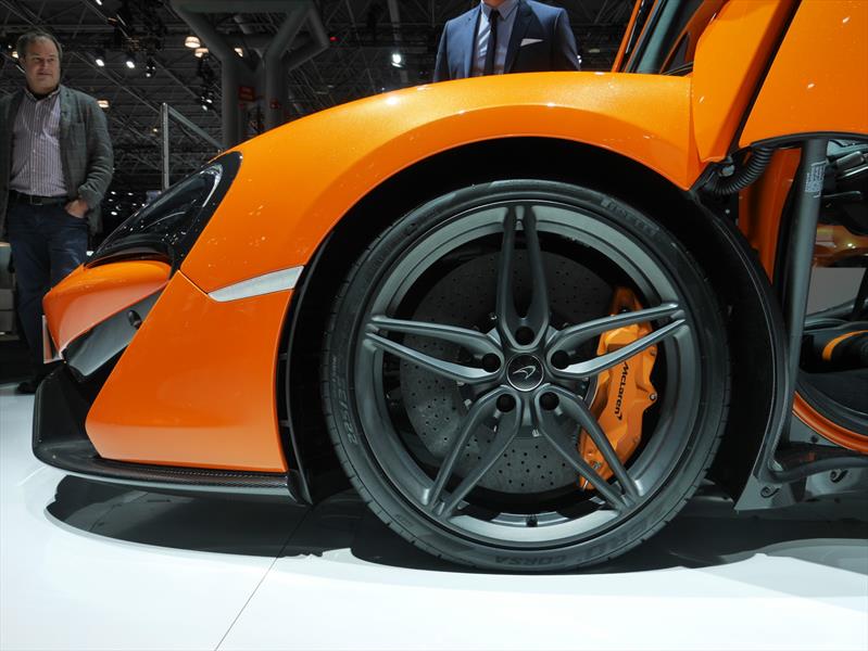 McLaren 570S