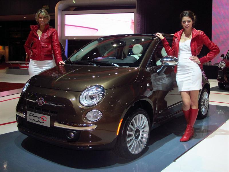 FIAT 500 Abarth Cabrio en el Salón de BA