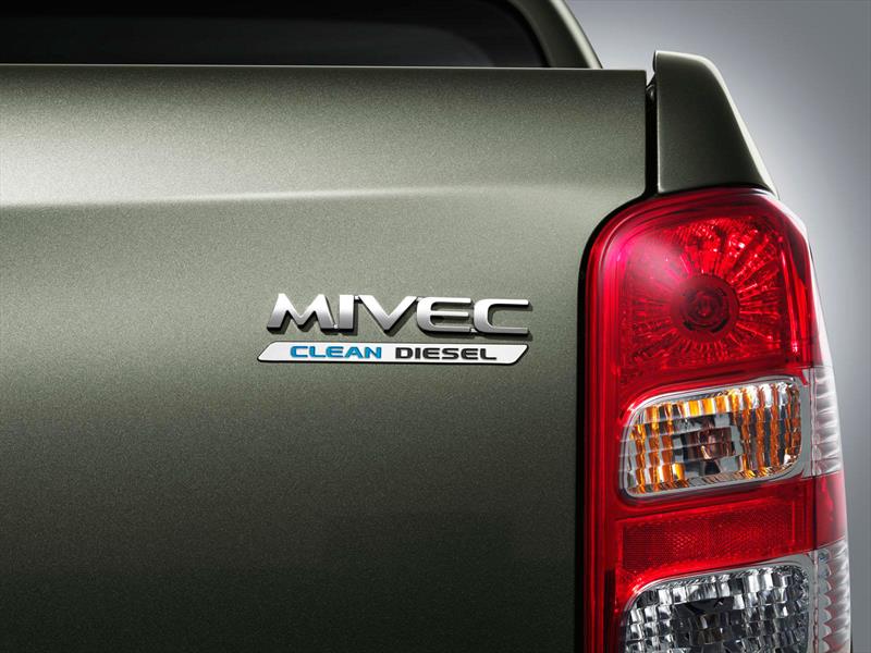 Mitsubishi L200 2016