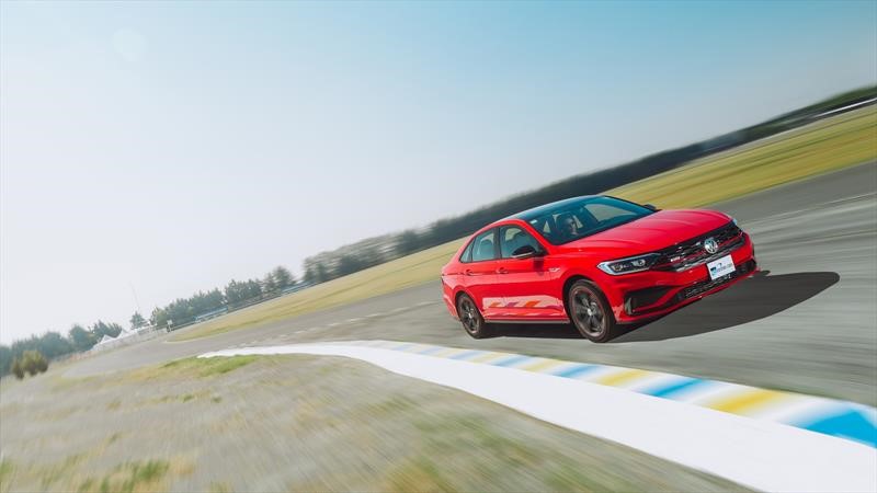 Volkswagen Vento GLI a prueba