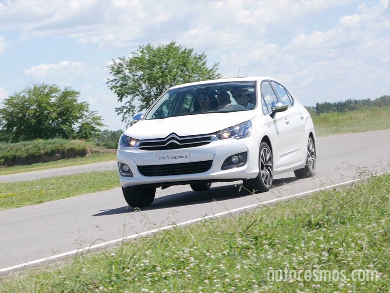 Citroën C4 Lounge S en pista