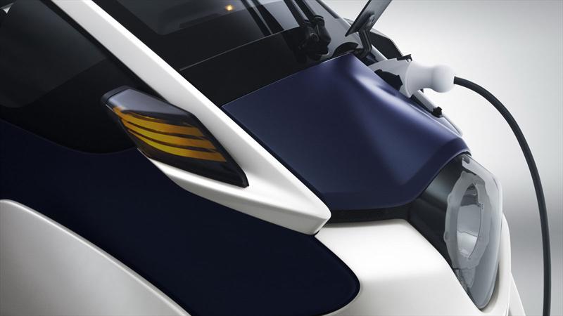 Toyota EV i-ROAD, un concept de tres ruedas