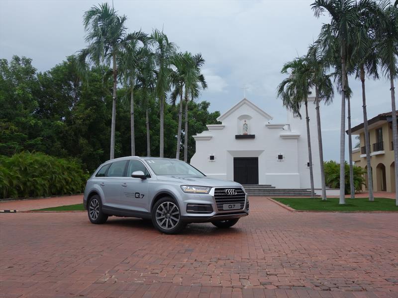 Audi Q7 Copia