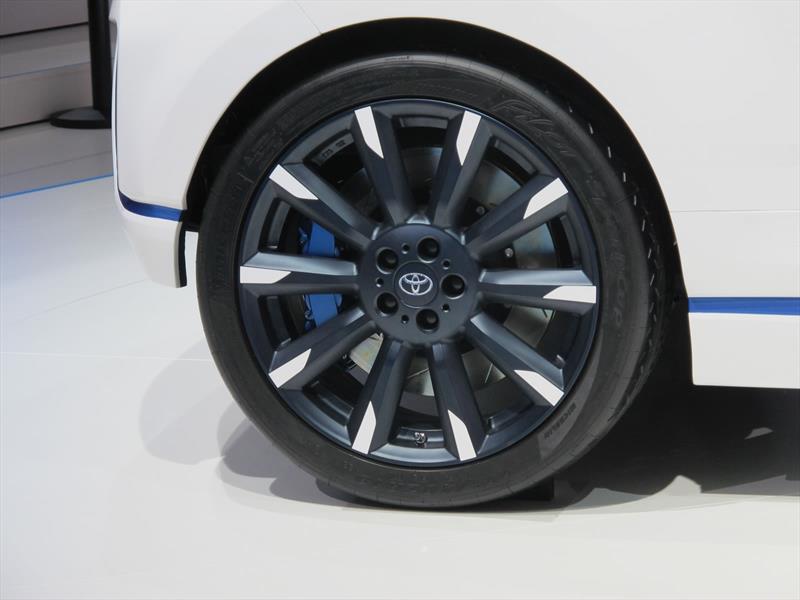 Toyota Yaris Hybrid-R Concept