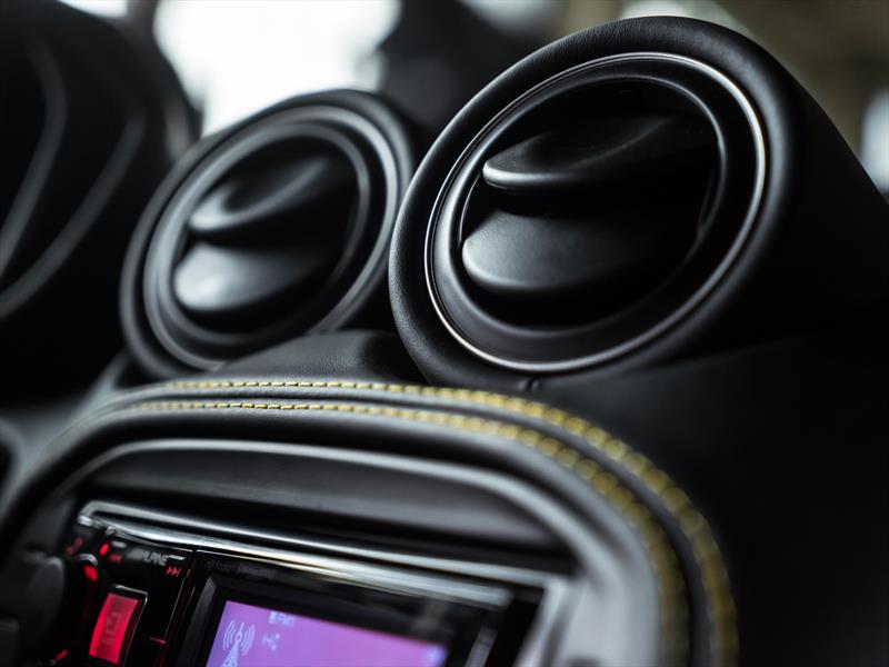 Alfa Romeo 4C Spider 2015