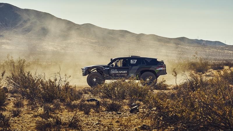 Volkswagen Atlas Cross Sport R