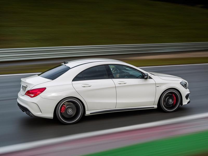Mercedes-Benz CLA 45 AMG