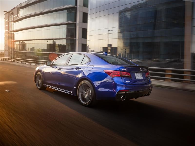 Acura TLX 2018