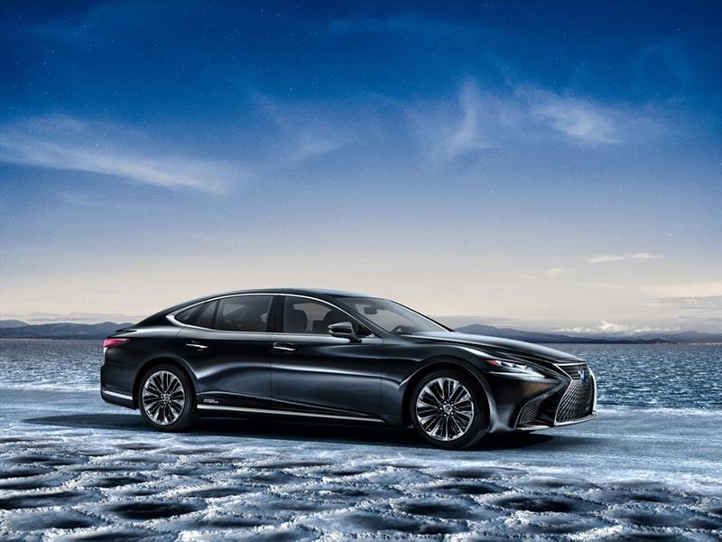 Lexus LS500h