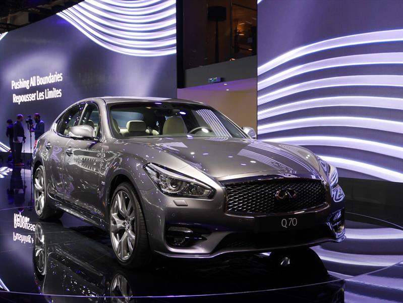 Infiniti Q70 2015