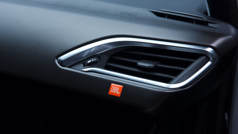 Peugeot 3008 In Concert by JBL