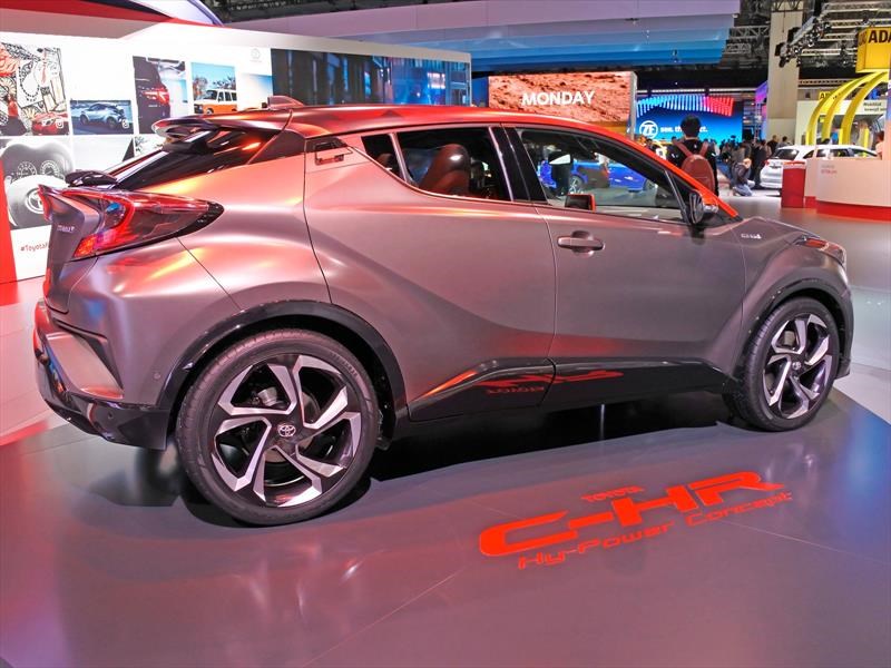 Toyota C-HR Hy-Power Concept
