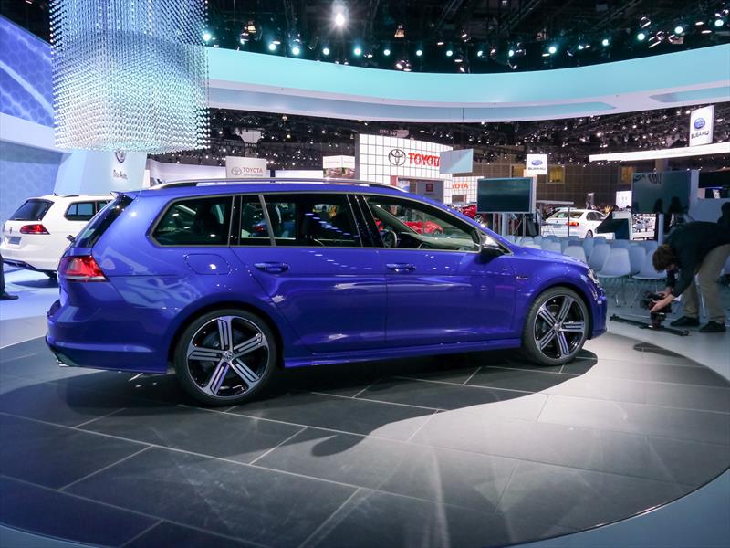Volkswagen Golf R Variant 2015