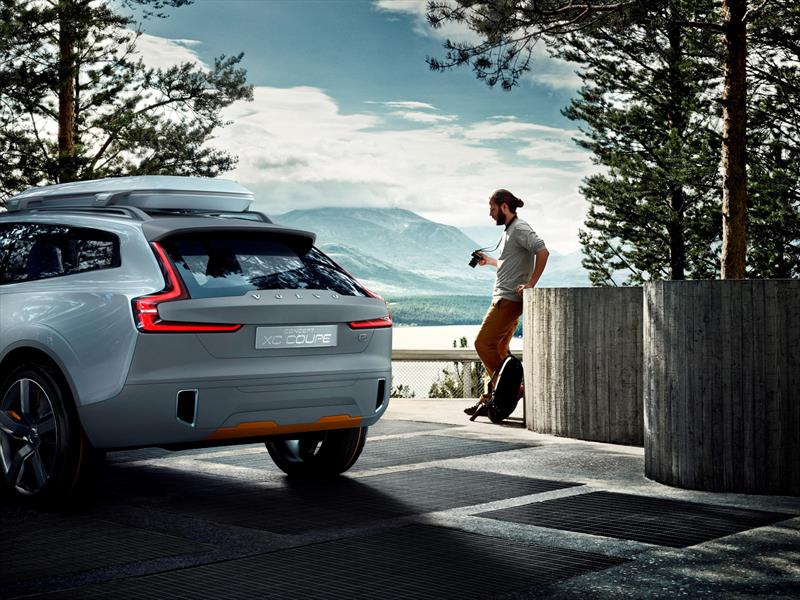 Volvo Concept XC Coupé