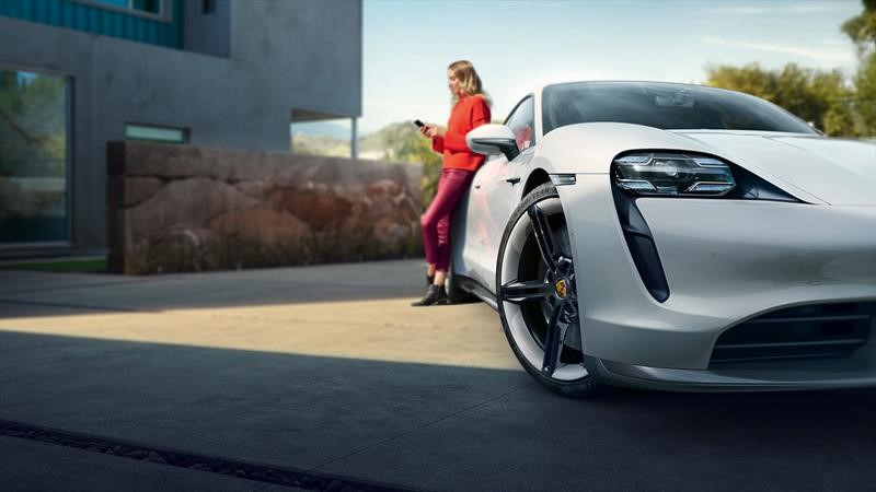Porsche Taycan 2020