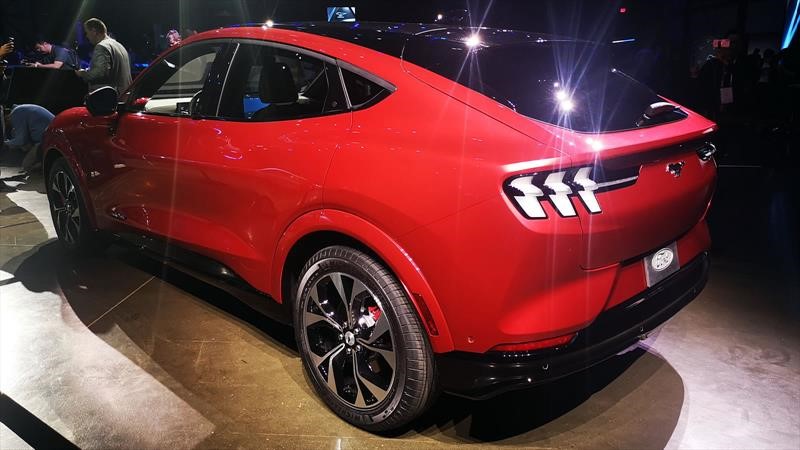 Ford Mustang Mach-E 2021