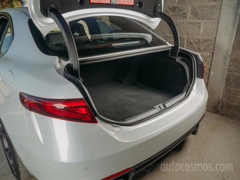 Alfa Romeo Giulia Quadrifoglio