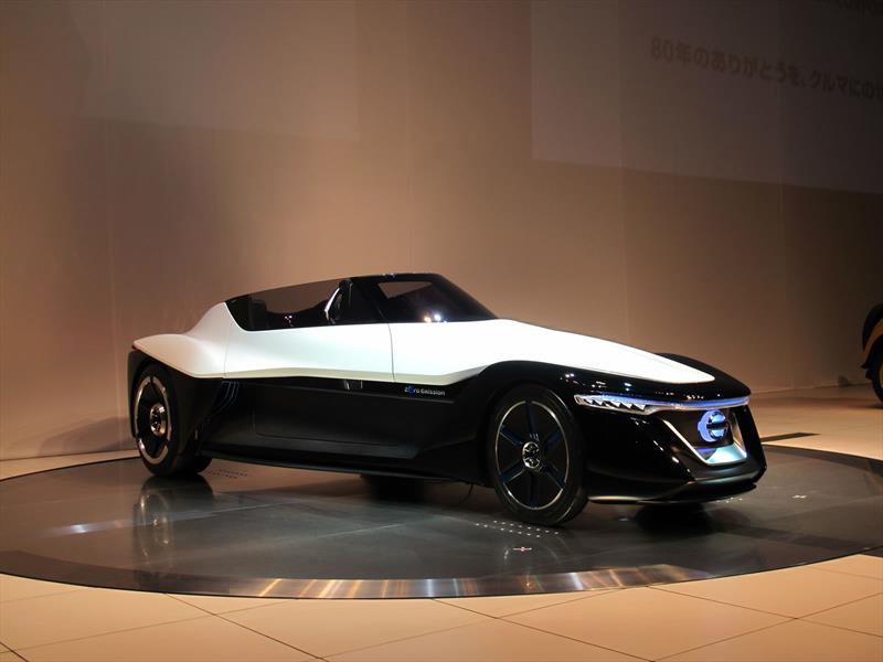 Nissan Bladeglider concept