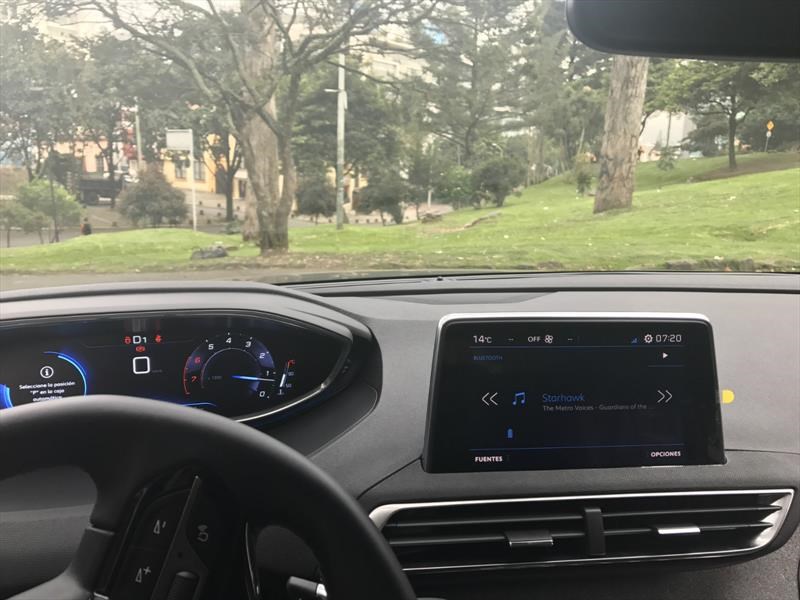 Test Drive Peugeot 3008