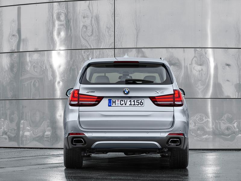 BMW xDrive40e 2016