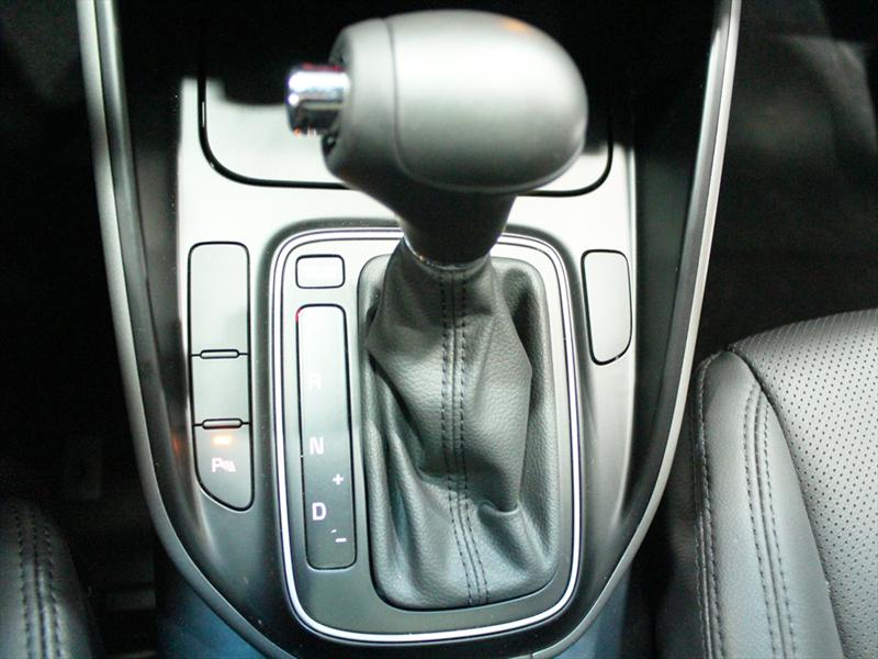 Nueva Kia Carens 2013 en el Salón del Automóvil